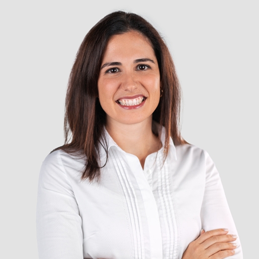 Dra. Fábia Patinha